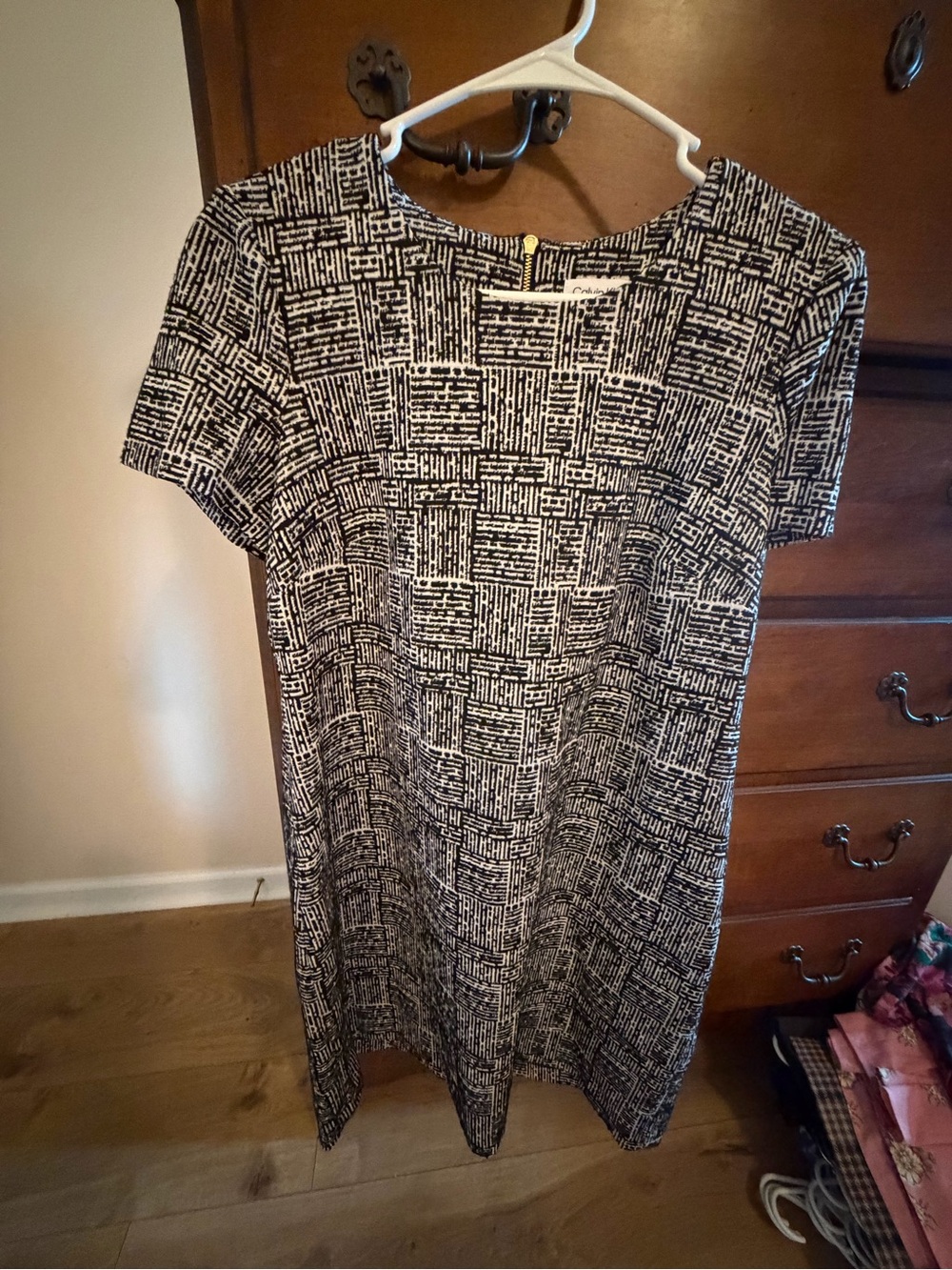 Calvin Klein Black and White Patterned Midi Dress